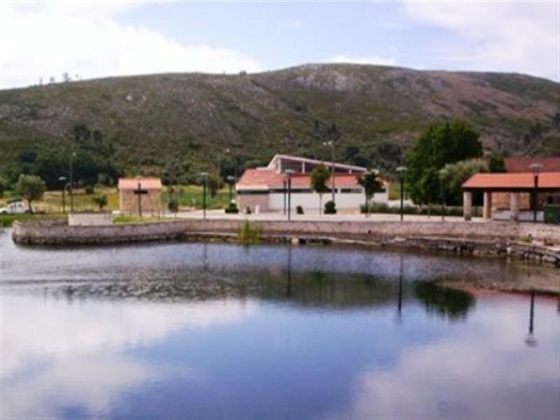 Casal Velho A Casa Da Serra - Alojamento Local מראה חיצוני תמונה